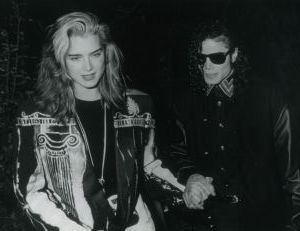 Michael Jackson, Brooke Shields 1990 LA.jpg